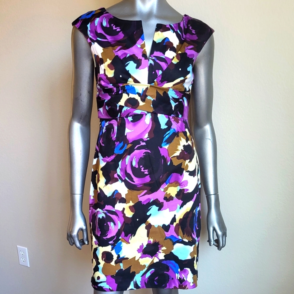 235. Donna Ricco Multi colored dress Size 6
